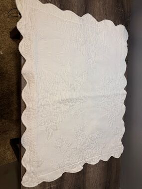 Two White Scalloped Quilted Sham